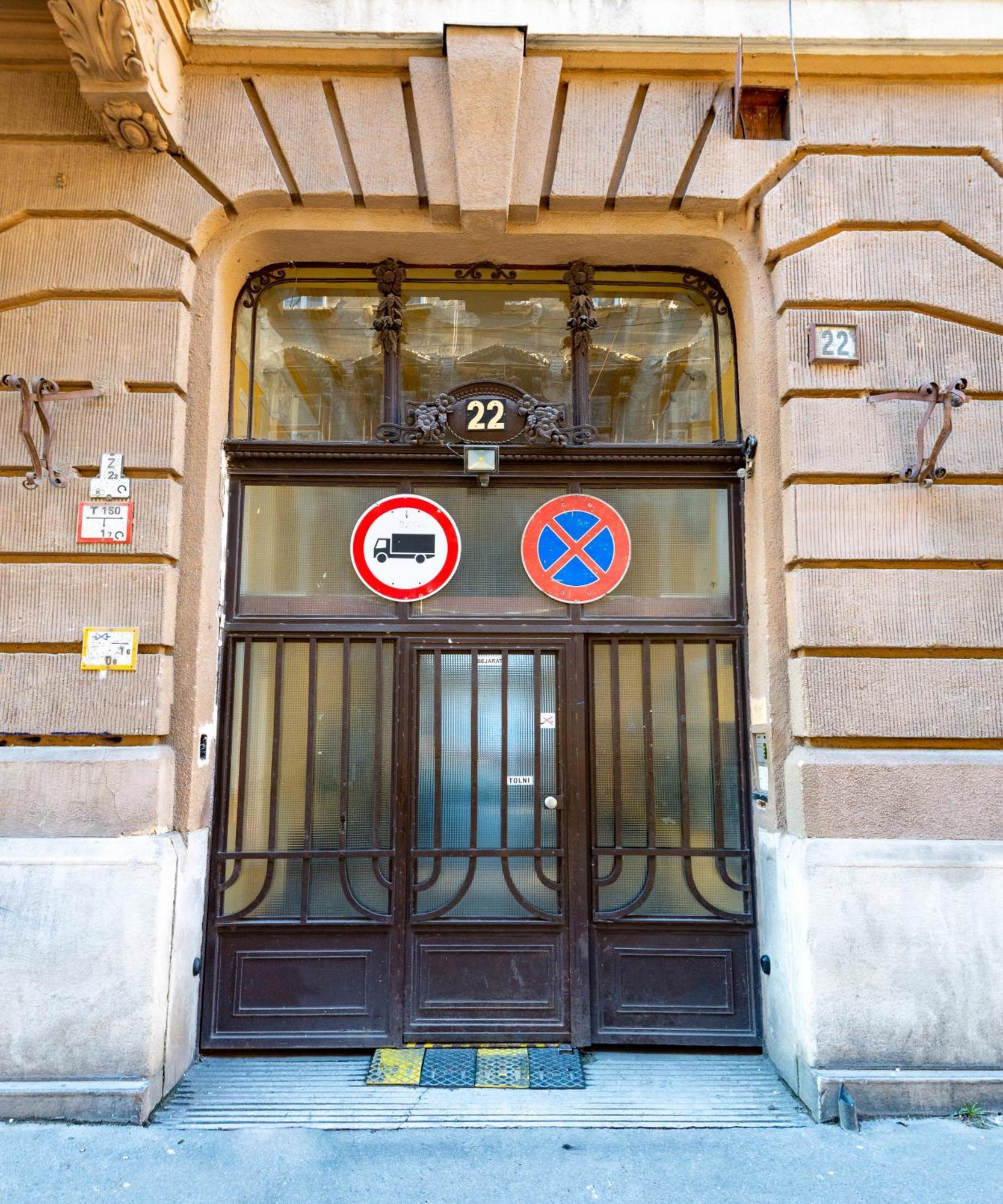 Budapest Holidays Operart Exterior foto